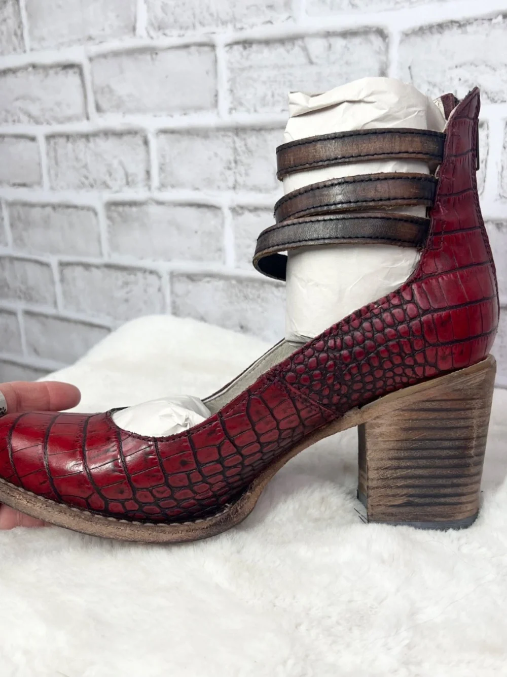 🦅BNIB🤩|•FREEBIRD BY STEVEN•| 'Randi' Red Croc Heeled Mary Jane Size 10